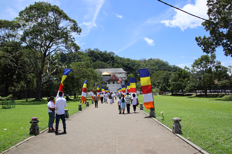 kandy lake tempel