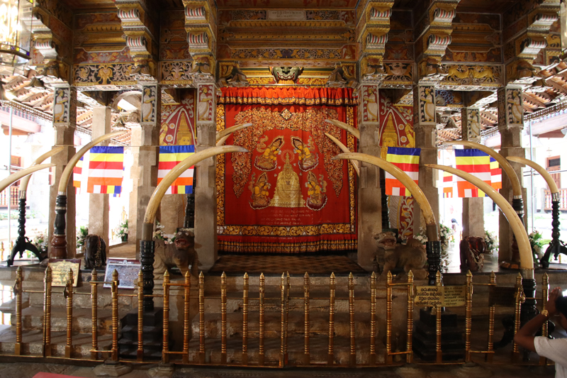kandy lake tempel1