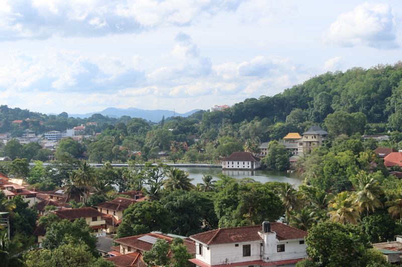 Reisroute Sri Lanka: onze favoriete rondreis kandy lake