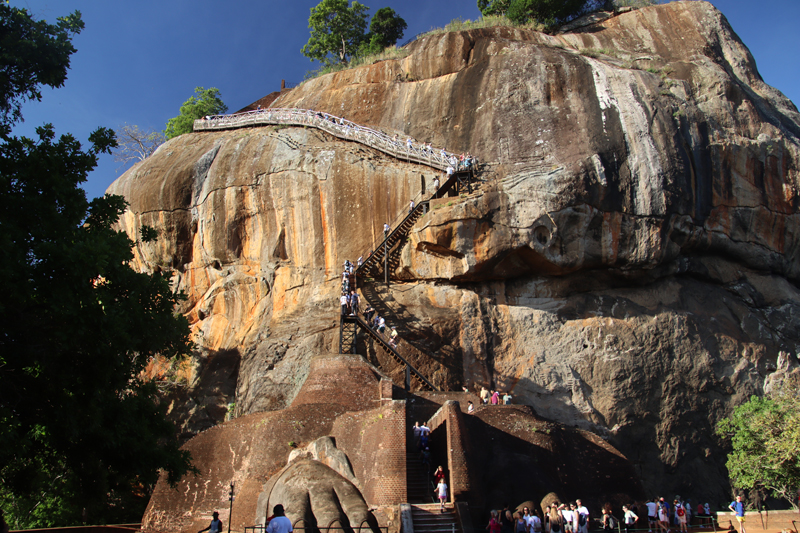 sigiriya lion rock beklimmen1
