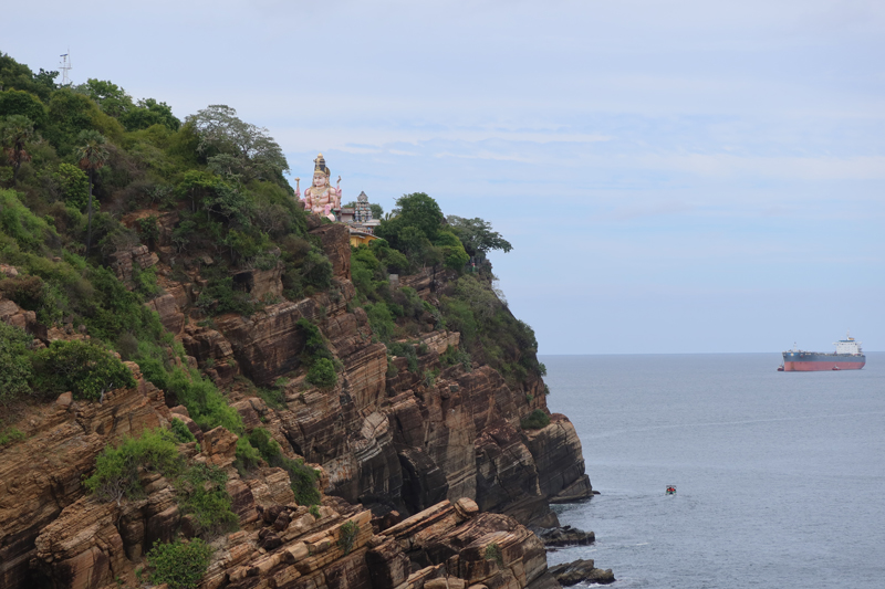 Trincomalee, zon, zee en strand aan de oostkust van Sri Lanka trimcomalee fort1