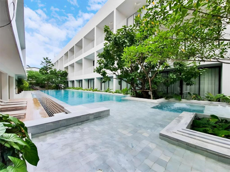 CHERN Bangkok budget accommodation in the old centre of Bangkok