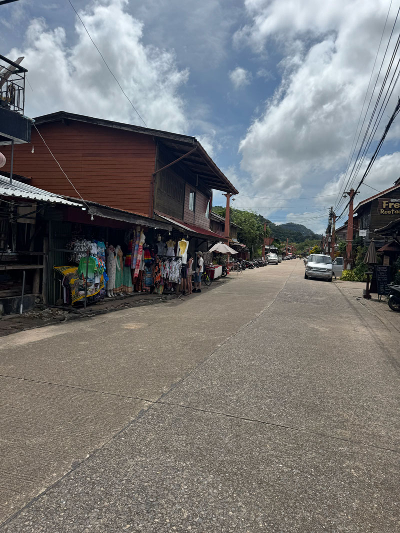 Koh Lanta tips: relaxed eiland in Thailand koh lanta old town1