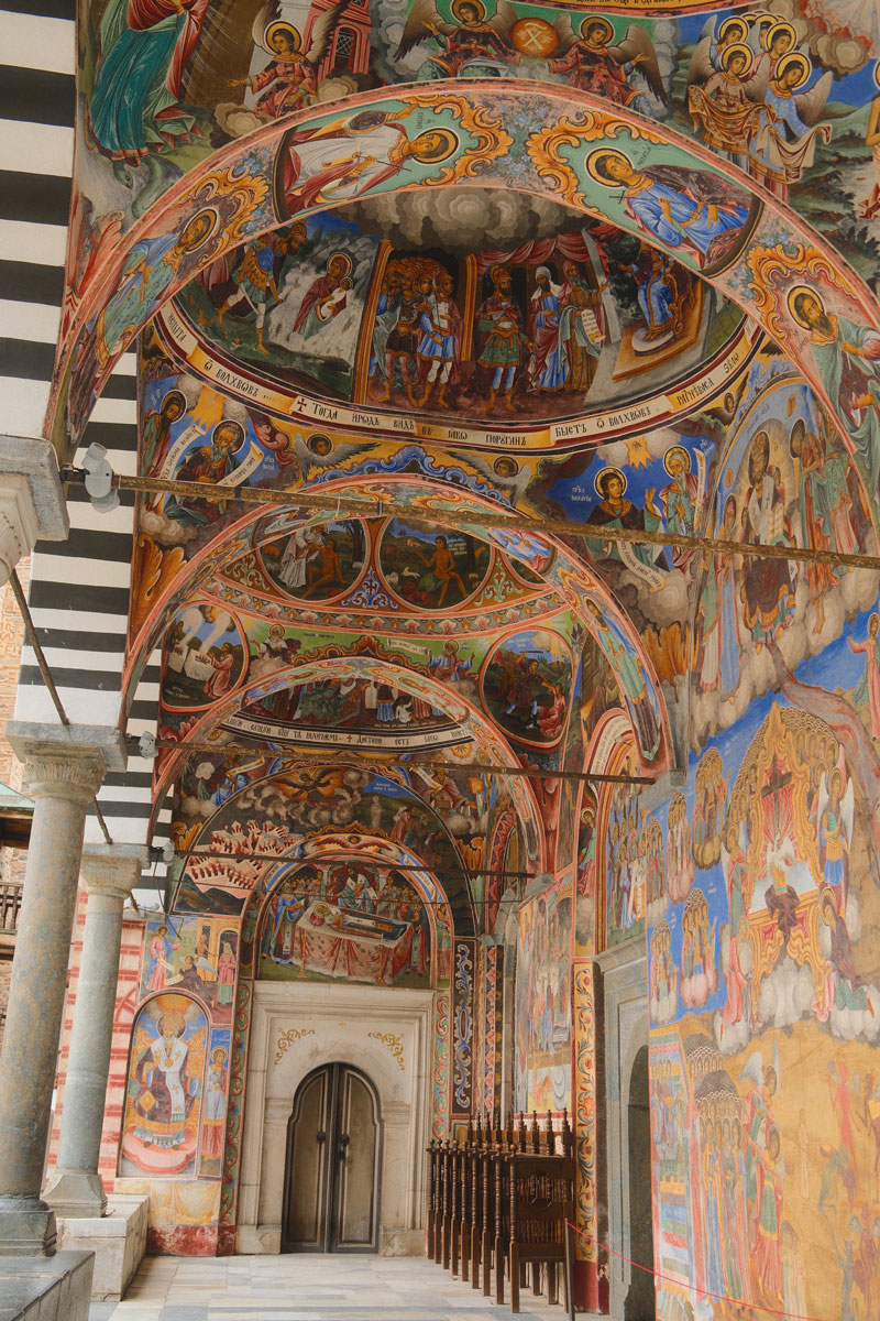 Rila-klooster bezoeken vanuit Sofia: zo plan je deze mooie dagtrip rila monastry art1